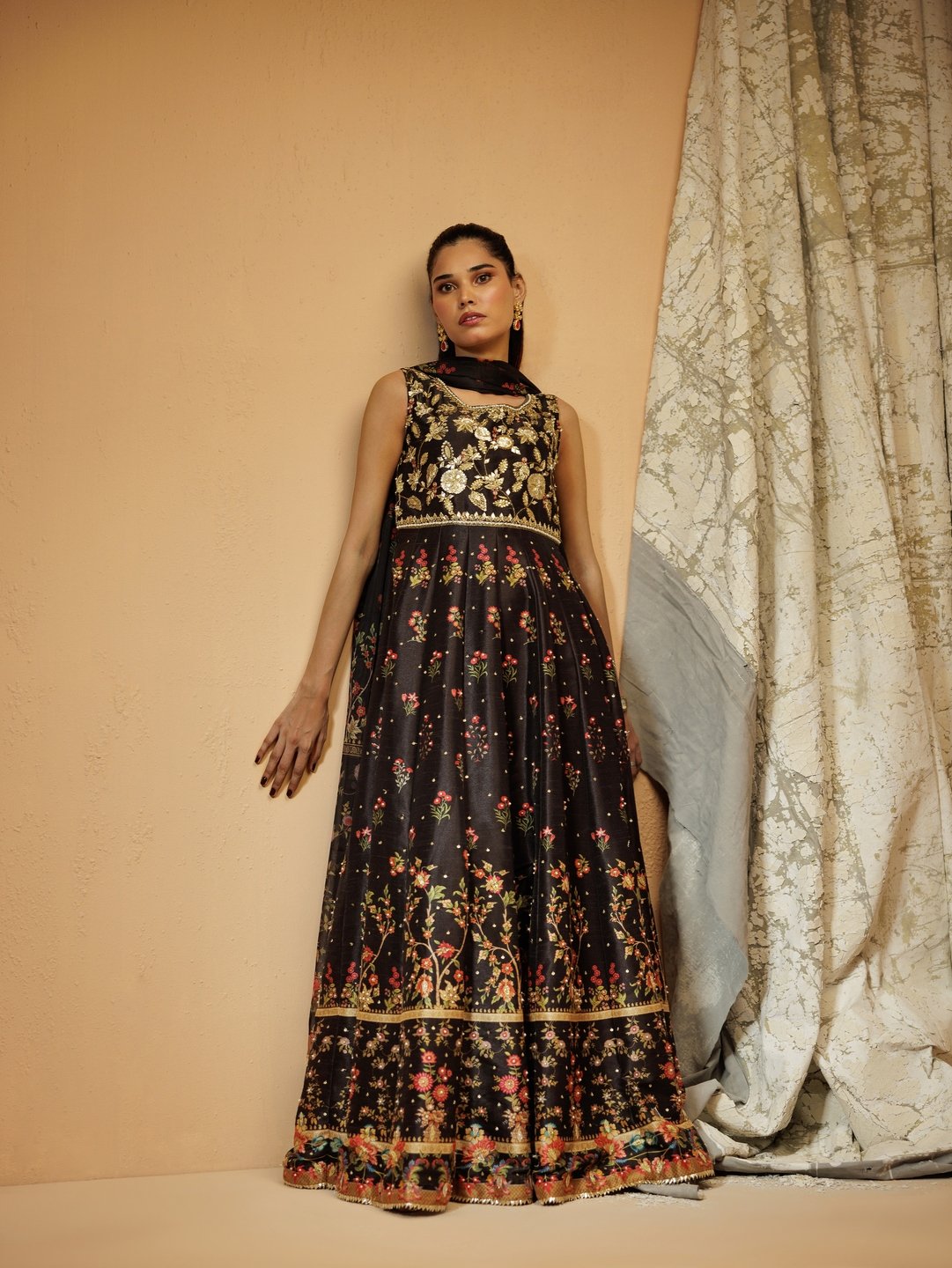UB-027 -Black Frock