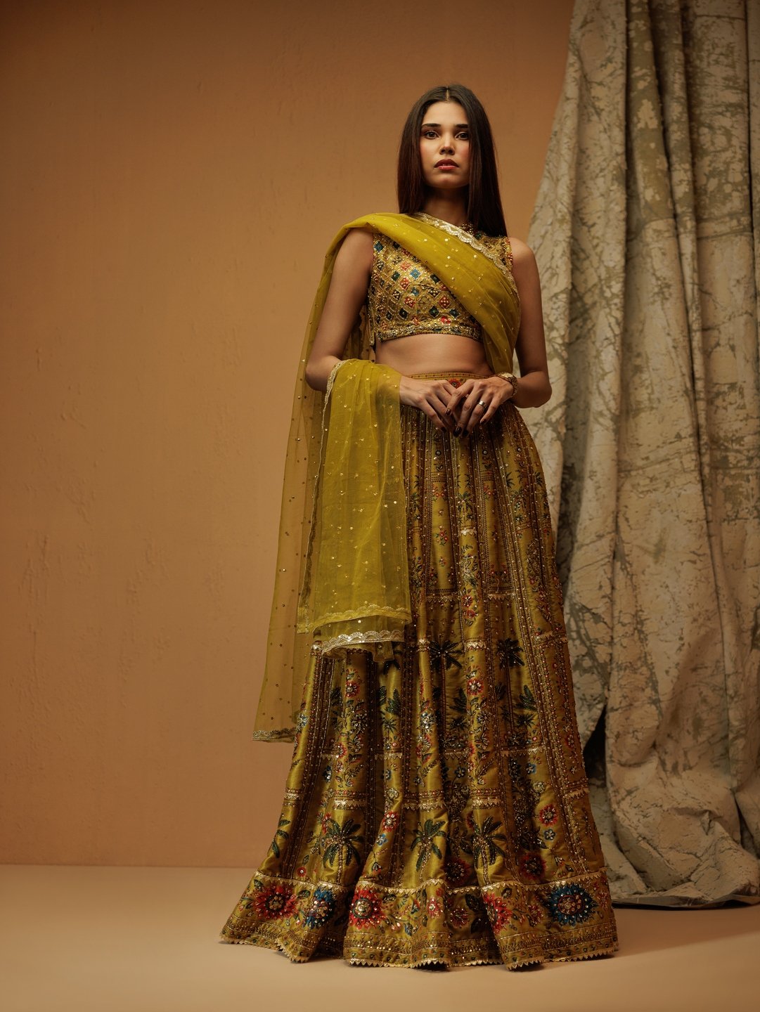 Dhani Lehenga